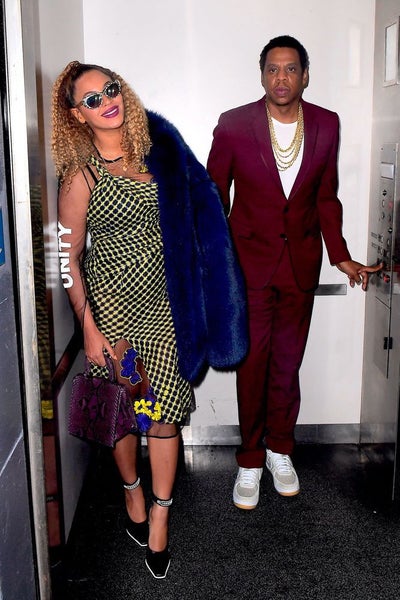 Beyoncé And JAY-Z Happily Pose Up In An Elevator 3 Years After Infamous Solange Knowles Fight