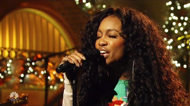 SZA Gives Powerful Performances Of 'The Weekend,' 'Love Galore' On SNL
