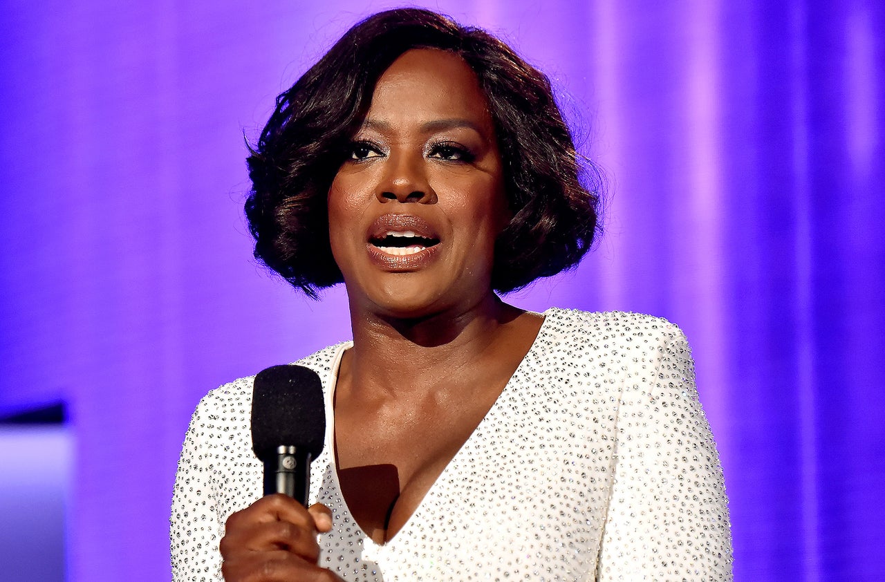 Viola Davis Is Demanding Hollywood Do Better: 'Pay Me What I'm ...
