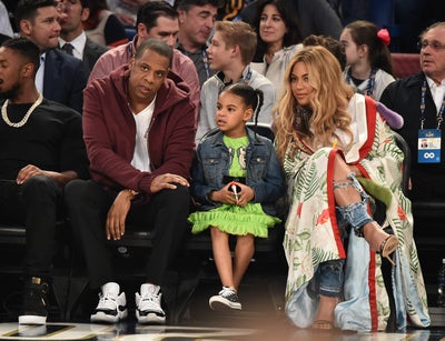 17 Celebrity Couples Looking Super Cute While Courtside For NBA Date Nights