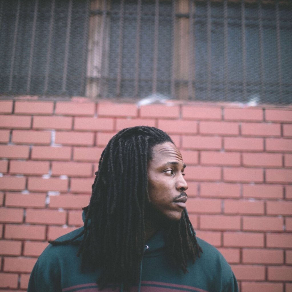 New TDE Signee SiR Proves He Can Hold His Own With ‘November’