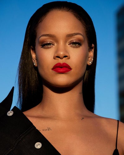 Snapchat Stock Loses Almost $800 Million After Rihanna Claps Back At Offensive Ad