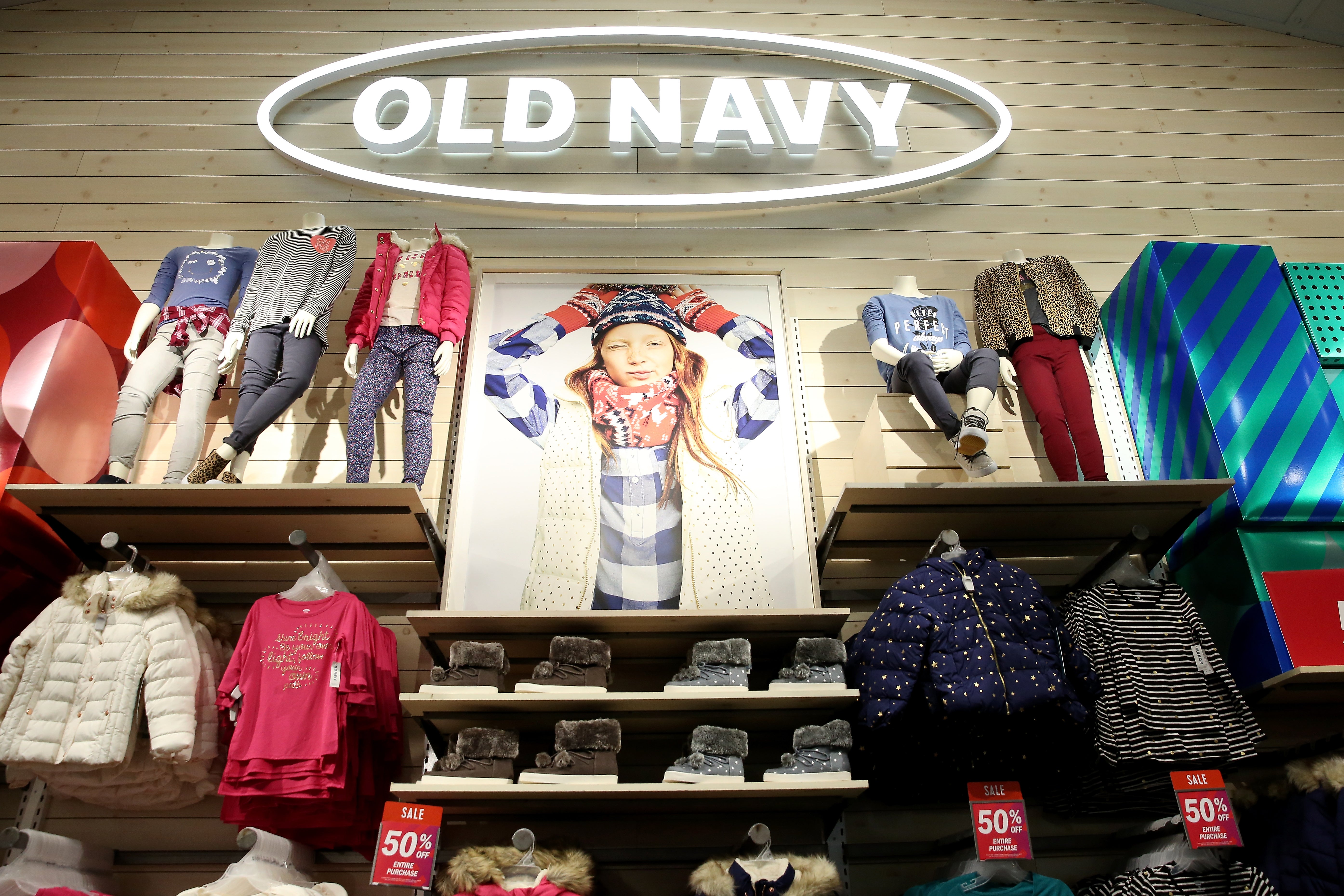 Old Navy Fires Three Employees After Customer Complains Of Racial Profiling 
