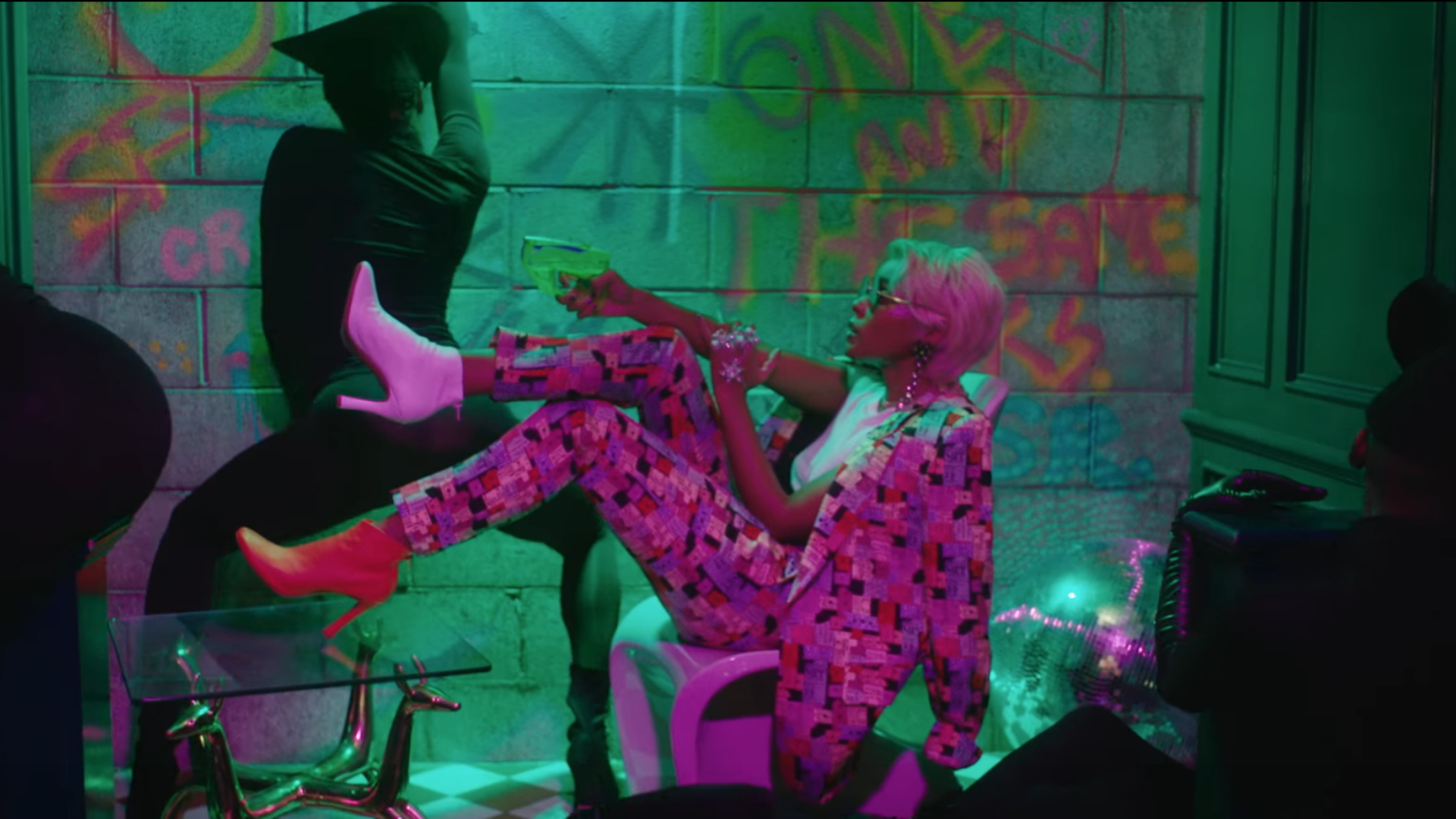 Janelle Monae 'Django Jane' And 'Make