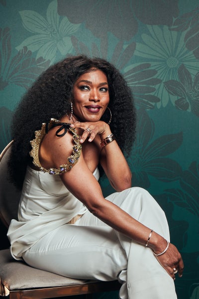 Angela Bassett Is Now Dr. Angela Bassett After Receiving Third Degree From Yale