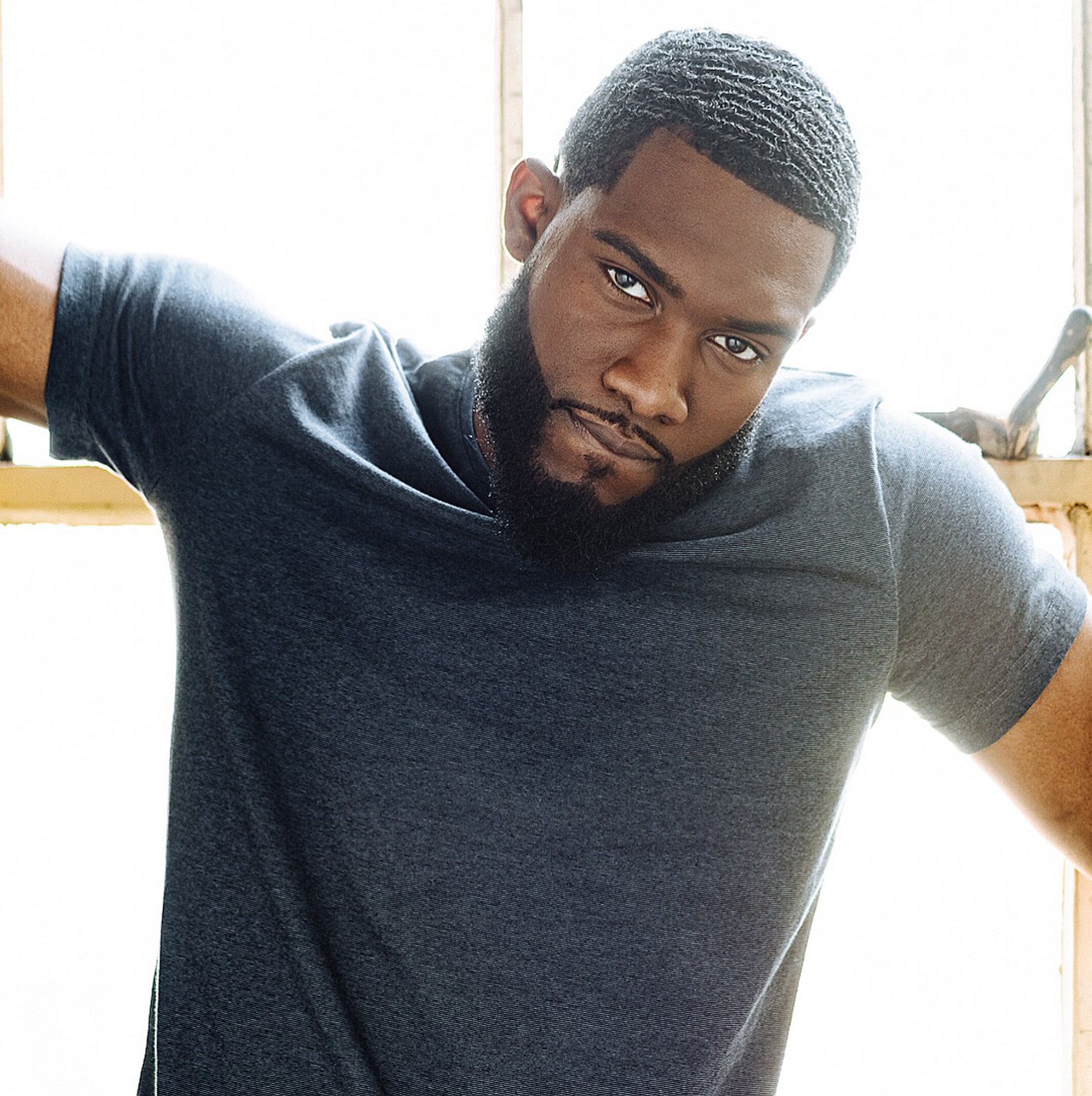 Bearded Bae Shania Knight Is Certified Hot Chocolate and He Will Make Your Morning
