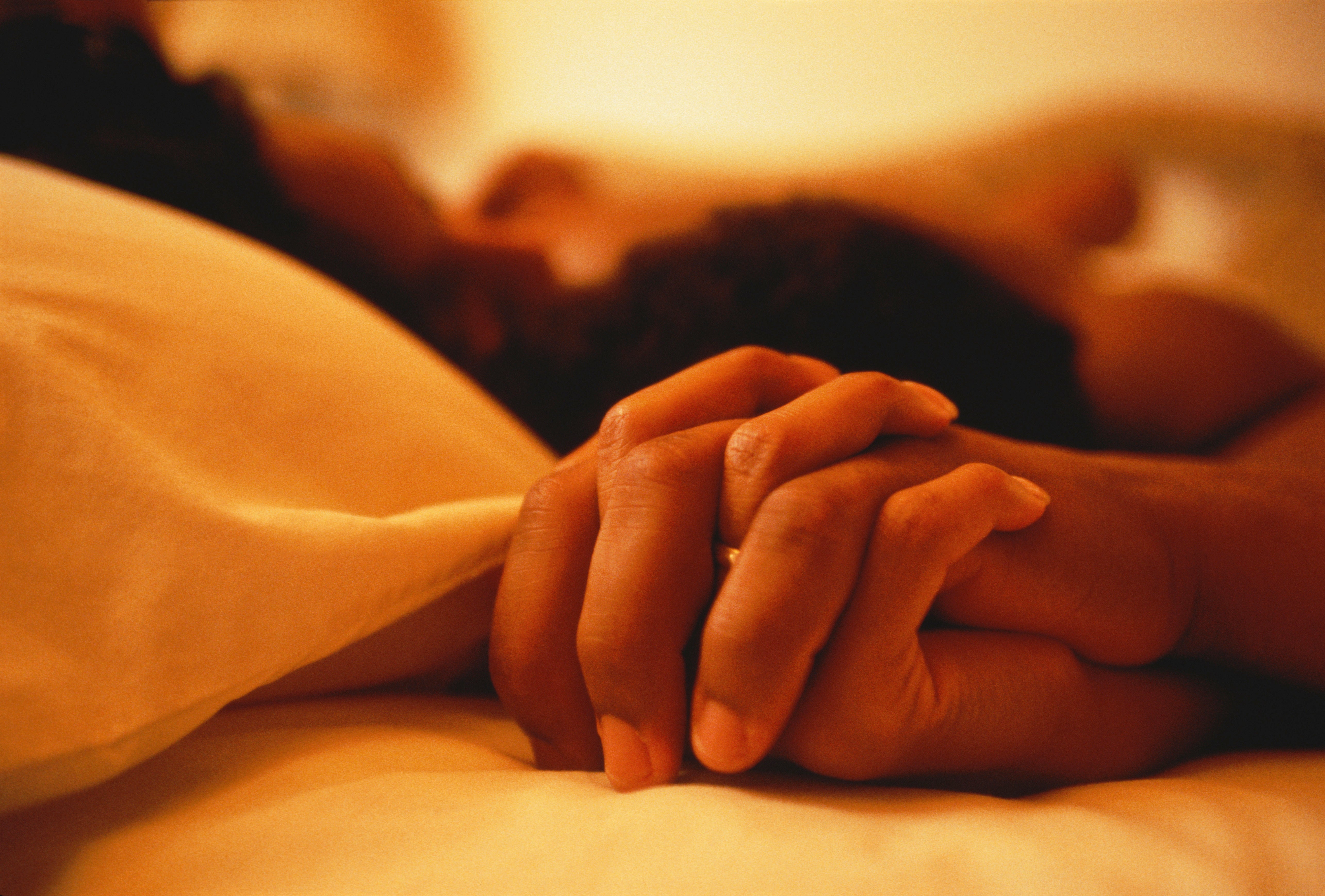 A Tale Of Two Bedrooms Anonymous Couples Get Honest About Their (Oral) Sex Life Essence