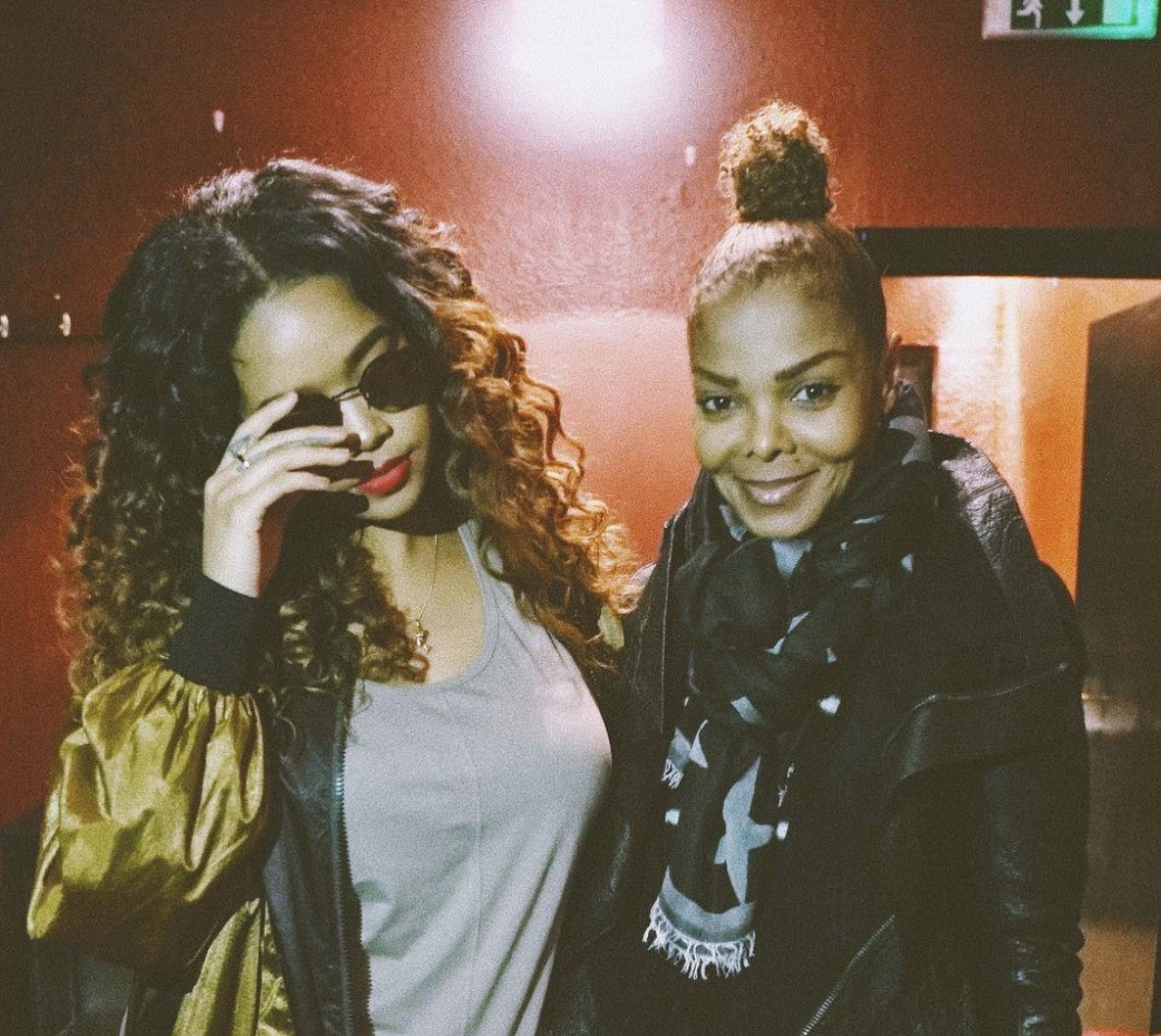Black Girl Magic: Janet Jackson Surprises R&B Songstress H.E.R. At Her Sold-Out Show In London 
