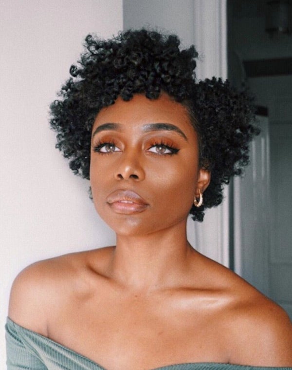 9 Teeny Weeny Afros That Celebrate The Mid-Length Look
