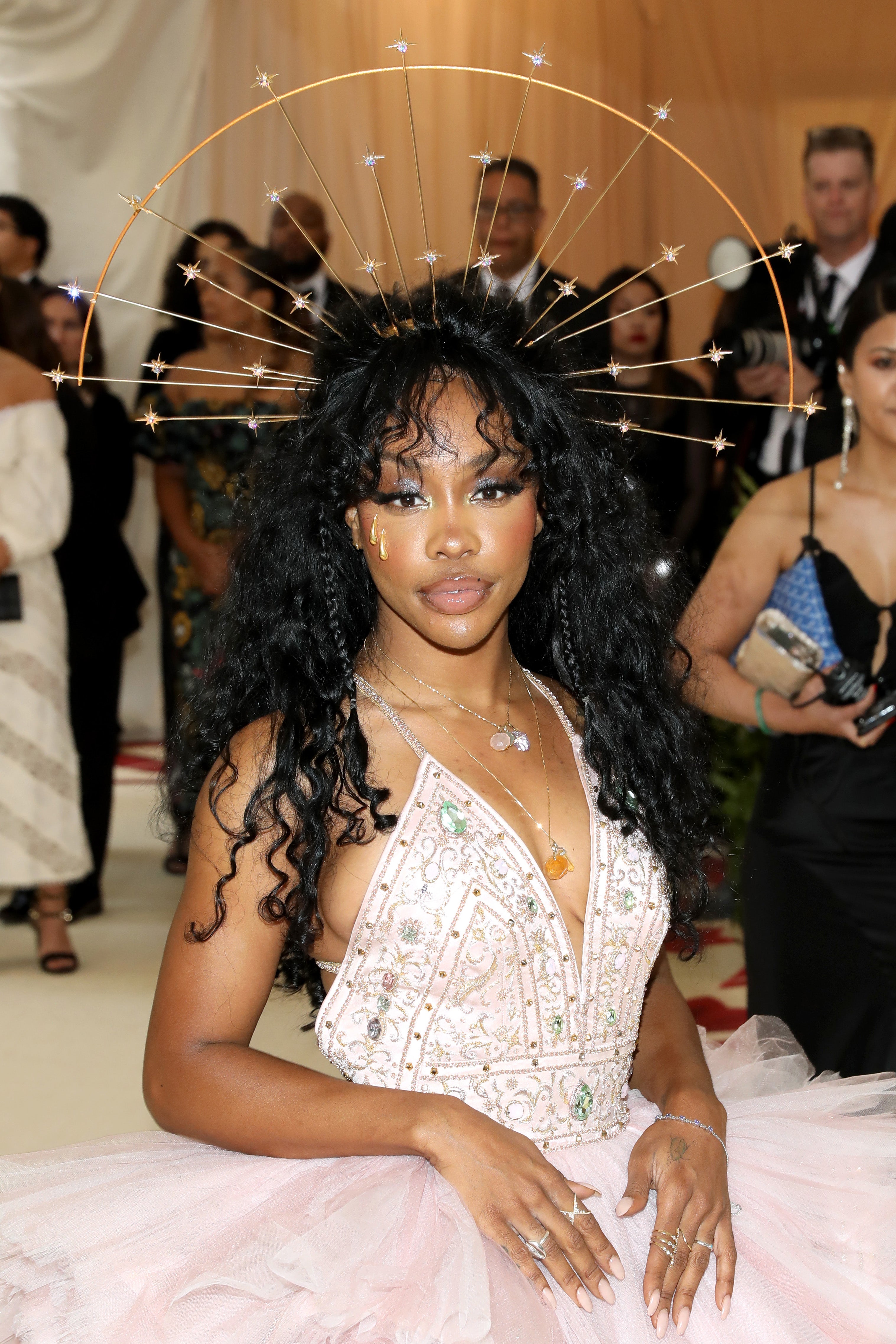 Behold, The Most Alluring Beauty Moments At The Met Gala 2018
