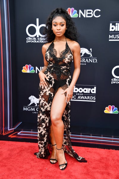 Billboard Music Awards Red Carpet: Janet Jackson, Ciara, En Vogue And More Looks We Loved
