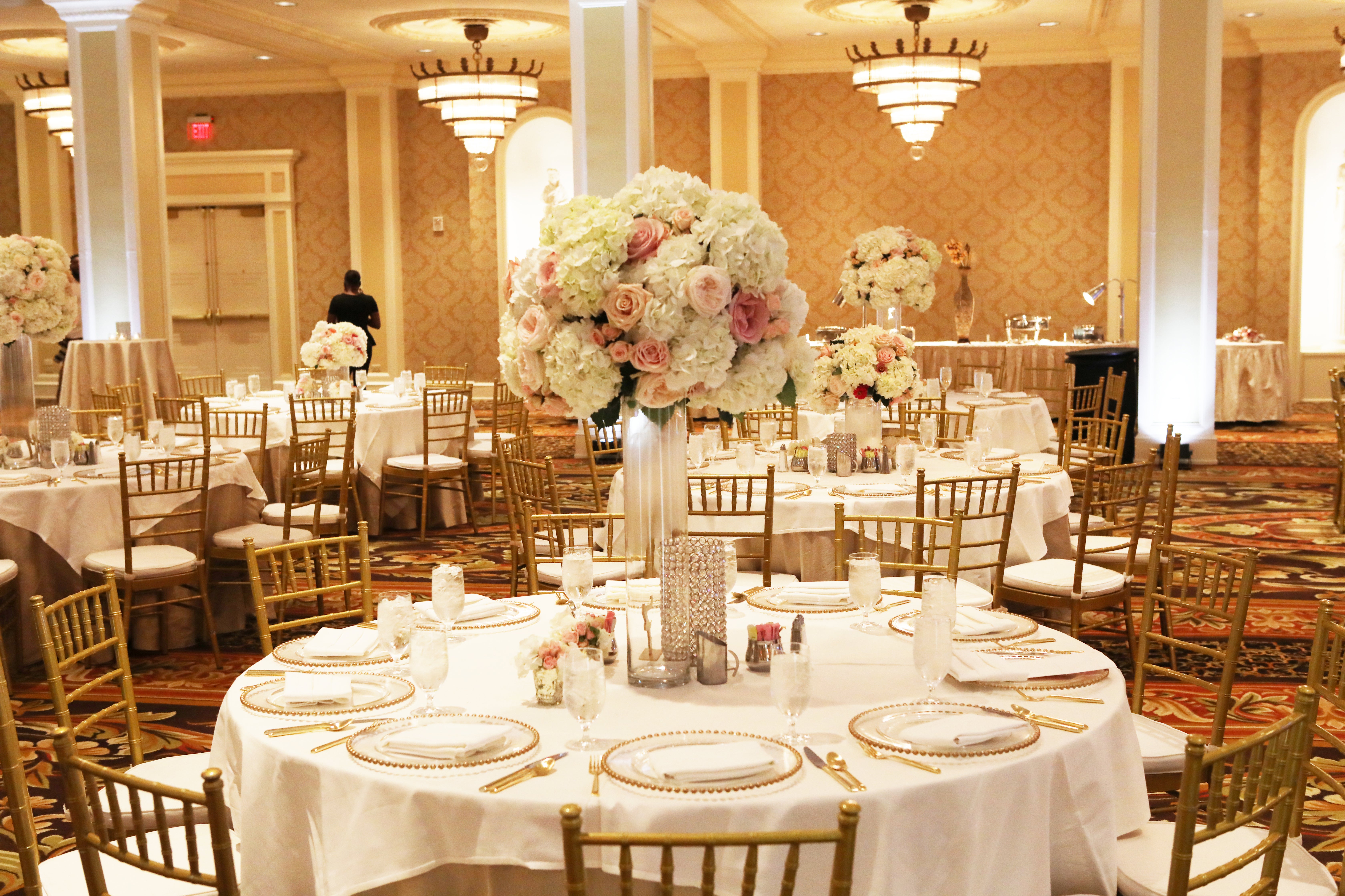 Welcome To The Dancery: Mary J. Blige Hosts Epic Brunch At ESSENCE Fest
