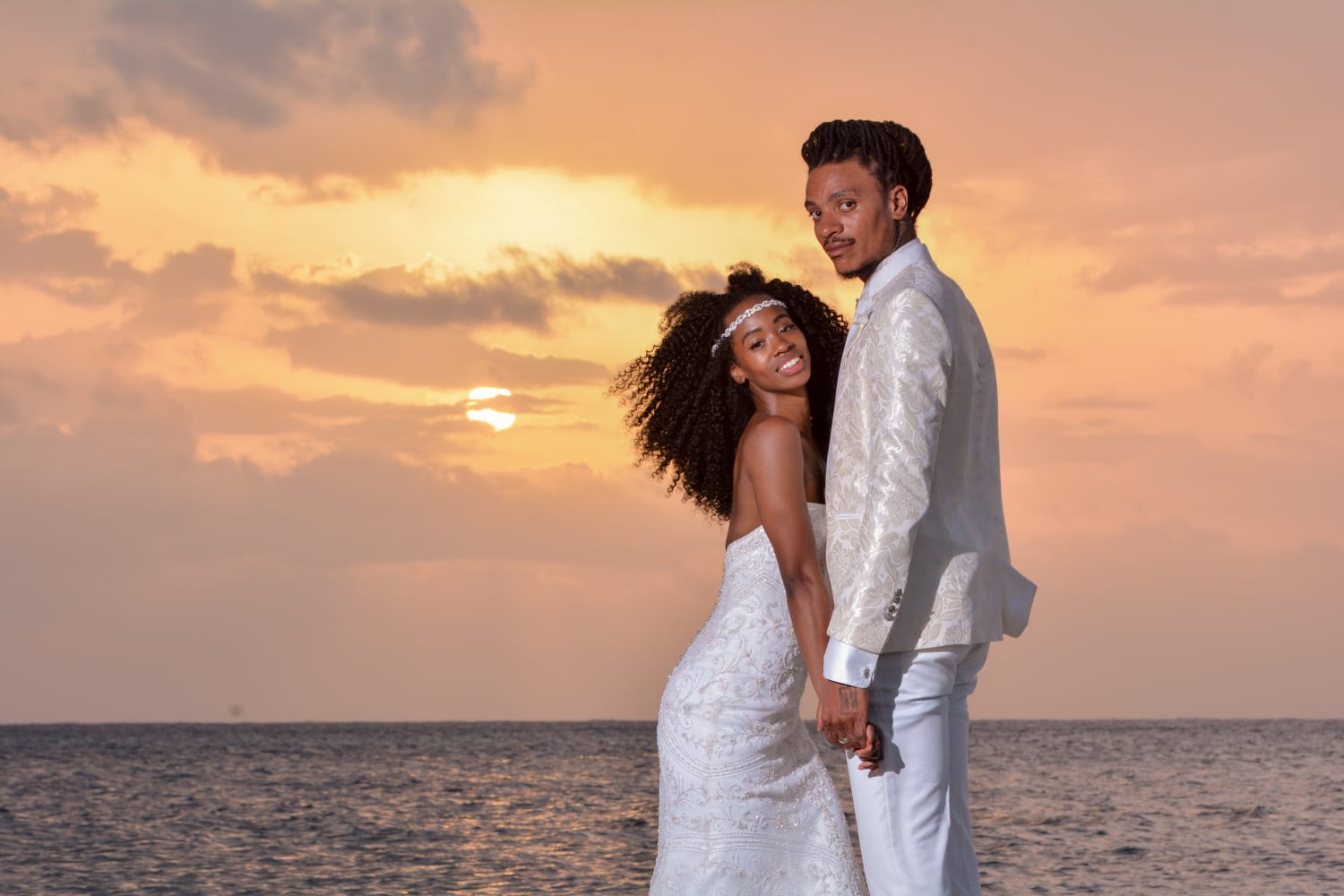 On The Run II Tour Dancers Say I Do In Jamaica! Friendship Brought Them Together, But Their Faith Made Them One
