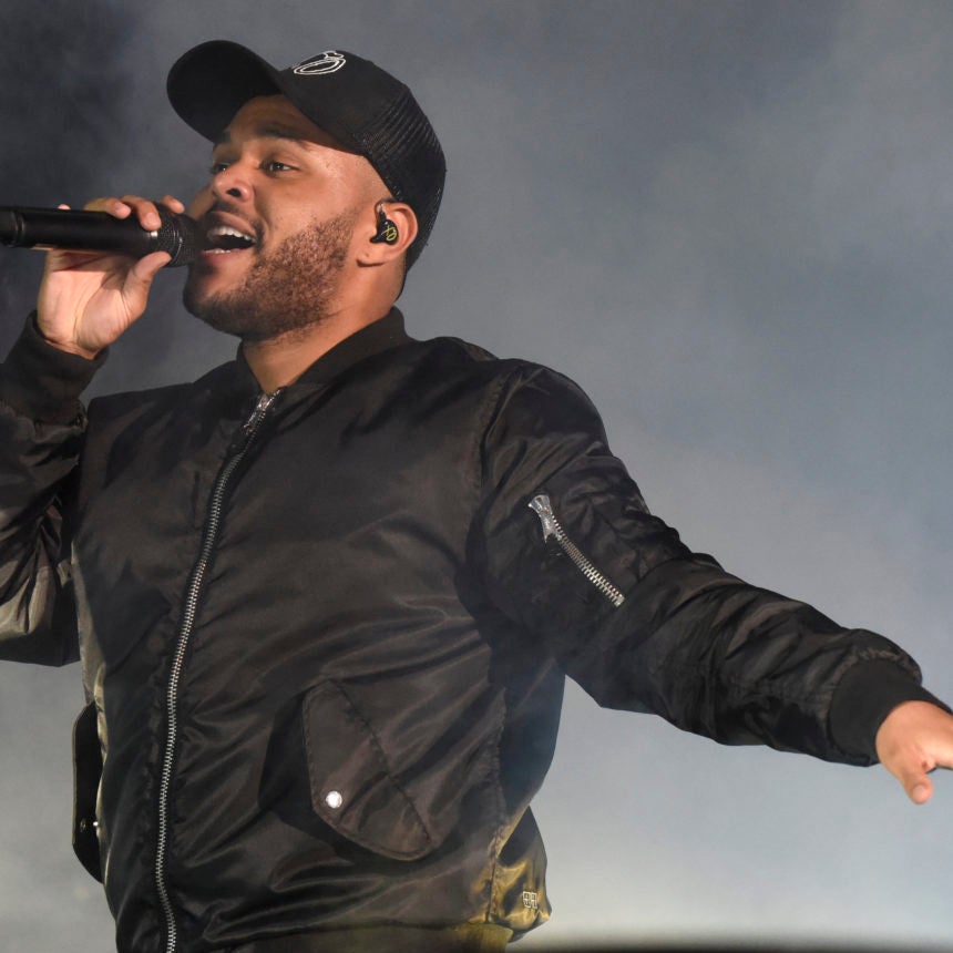 The Weeknd Barely Misses Being Hit By Stage Equipment