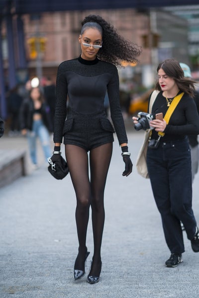 Style Starters: An Ode To The Black Girl ‘Model Walk’