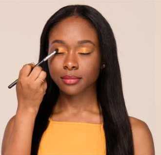 [SPONSORED] 5 Foundations and 5 Flawless Looks in 5 Minutes