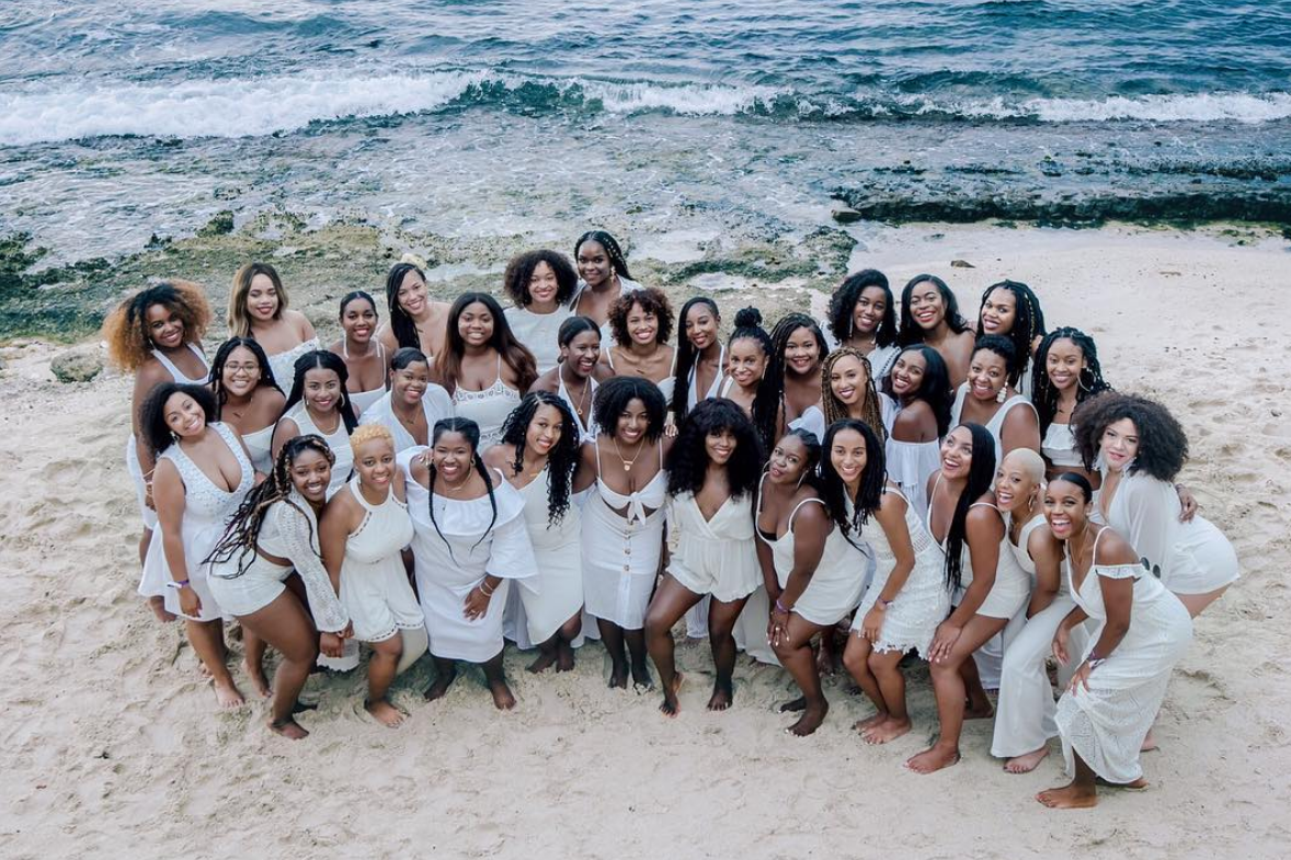 Soror Love! 12 Epic Photos Of Sorority Sisters On Vacation That Will Make You Call Your Squad Right Now