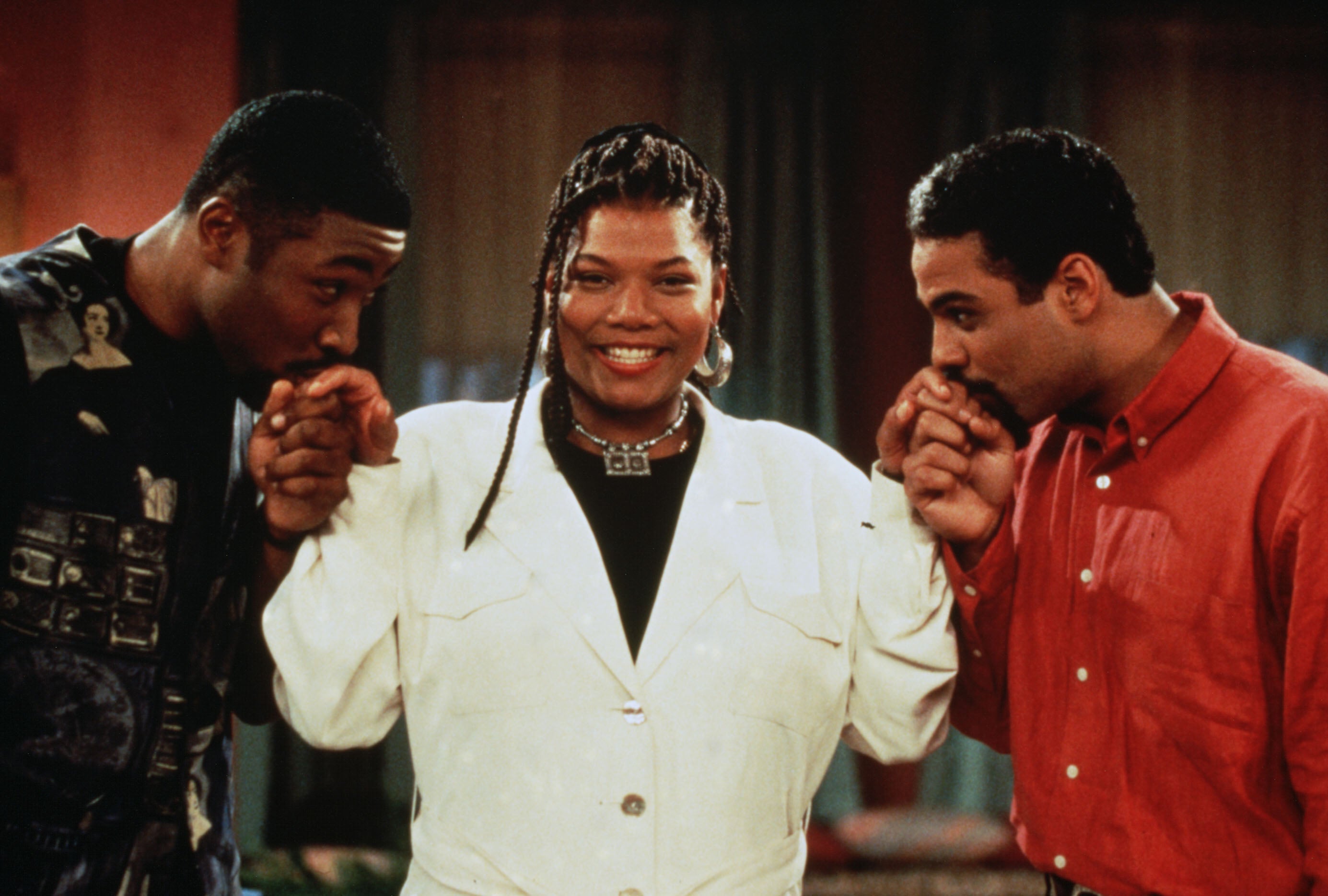 Khadijah James Had Lots Of Love Interests On 'Living Single' and Seeing That Gave This Curvy Girl Way More Dating Confidence