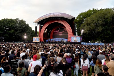 Panic Arises At Global Citizen Festival As Concert Goers Mistake Crash For Possible Gunshots