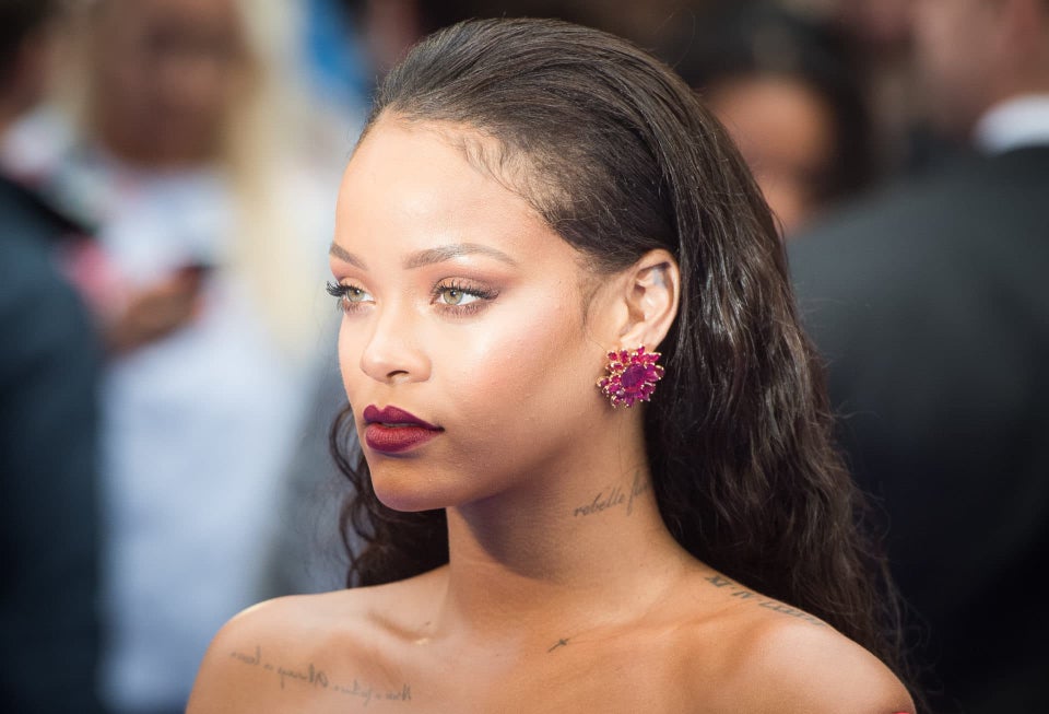 Rihanna Is Suing Her Father For $75 Million Over The Fenty Name