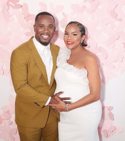 This Sweet Photo Of LeToya Luckett's Husband Kissing Her Baby Bump Will Warm Your Heart