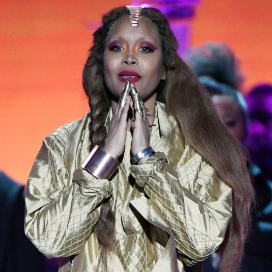 Erykah Badu Responds To Critics Who Say She Is Defending R. Kelly: 'I Just Want Peace And Light For Everybody'