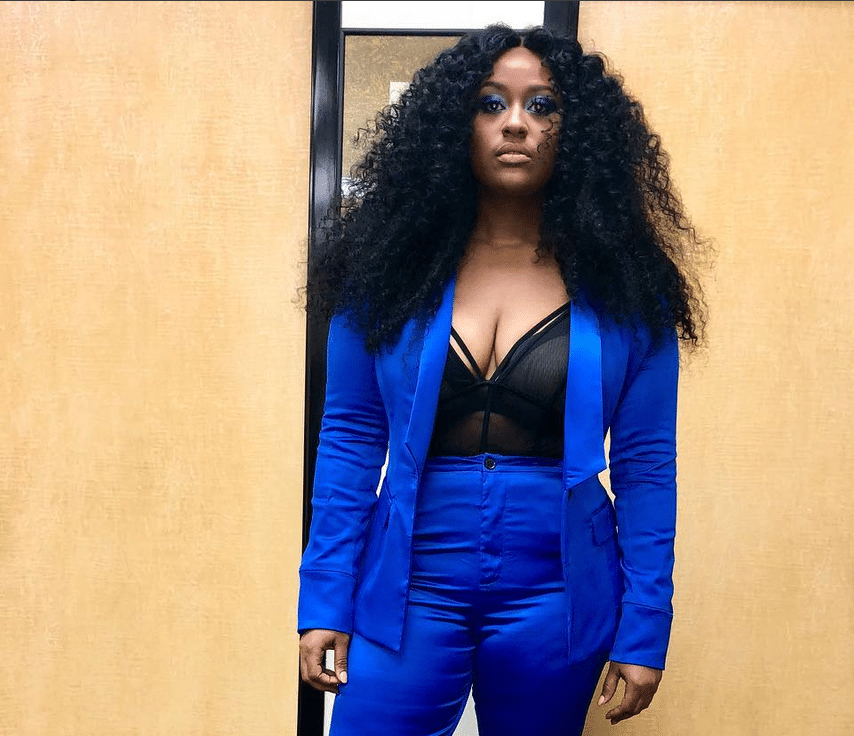 Jazmine Sullivan’s Blue Pantsuit Gave Us Life! Here’s How You Can Get The Look