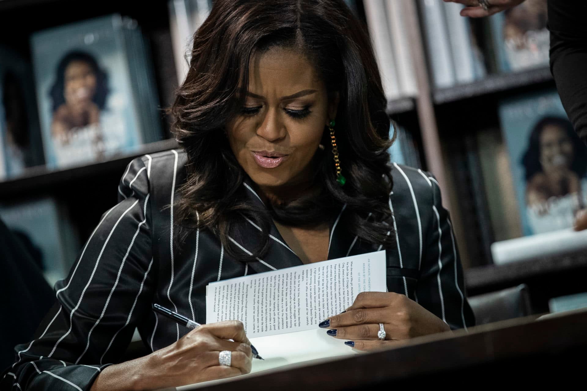 11 Life Lessons We Learned From Michelle Obama's 'Becoming'