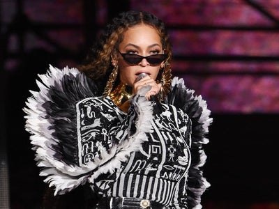 World Stop! Beyoncé Slays All Of Her Outfits At South Africa Global Citizen Festival