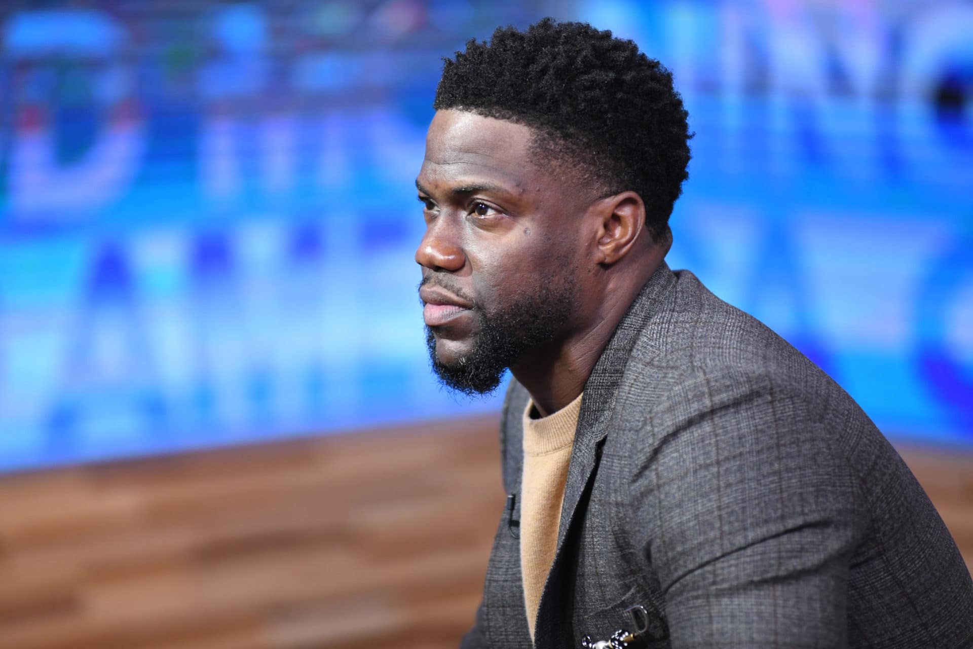 Kevin Hart Suffers 'Major Back Injuries' In Car Accident