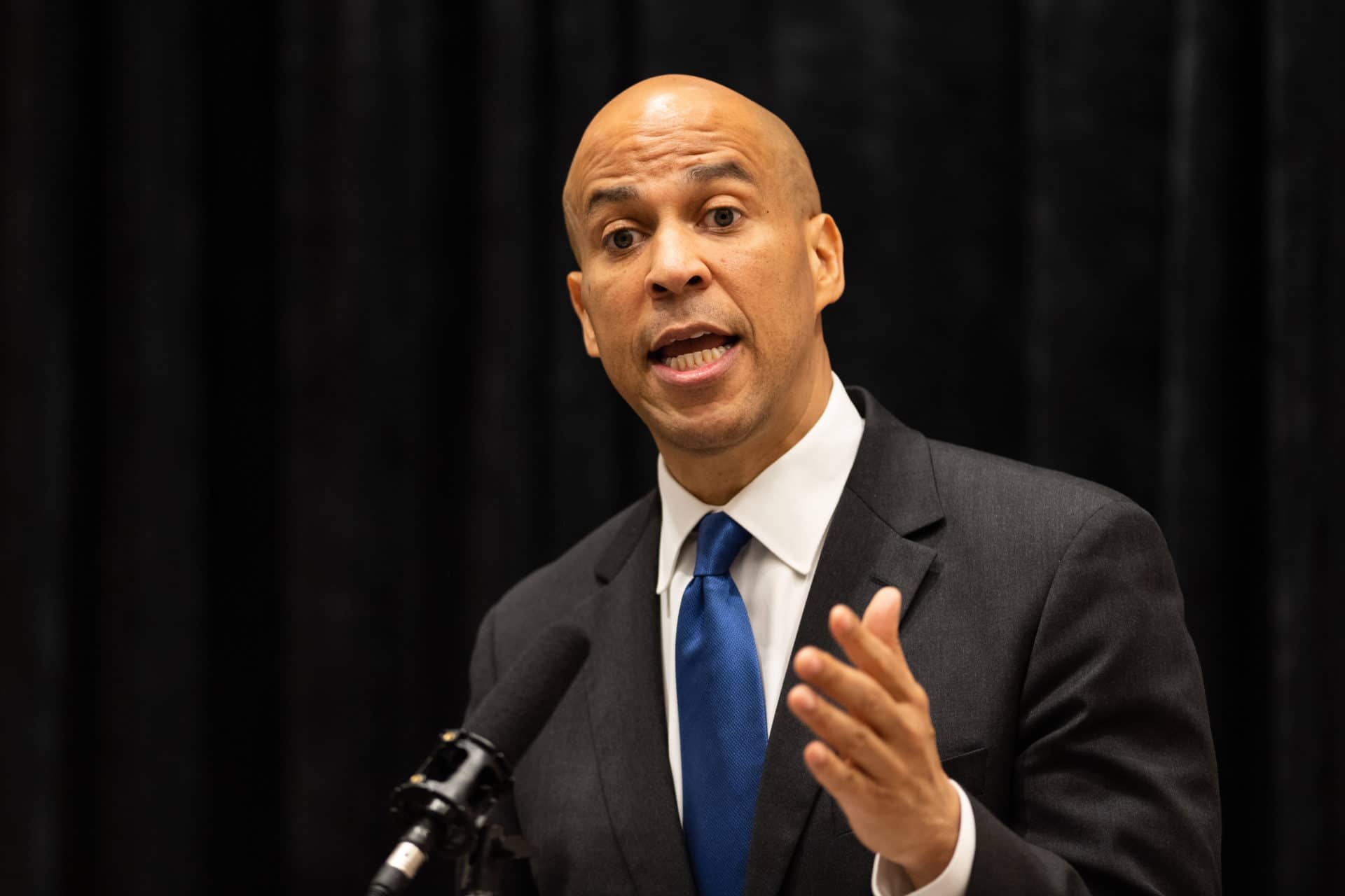 Cory Booker Gives Tax Credits To Renters Under New Plan