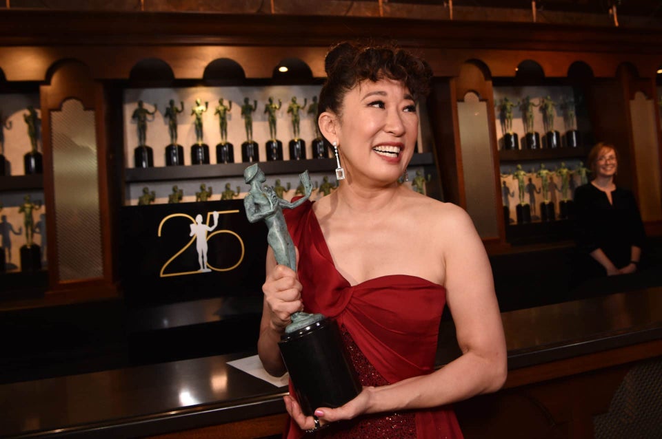Sandra Oh Thanked These Three Black Actors For Encouraging Her Throughout Career