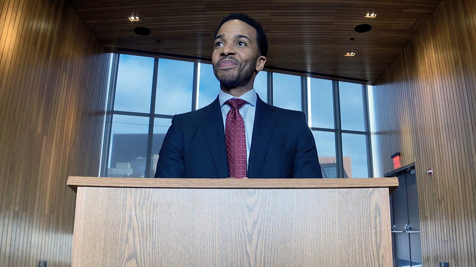 André Holland Is Playing A High Stakes Game In ‘High Flying Bird’
