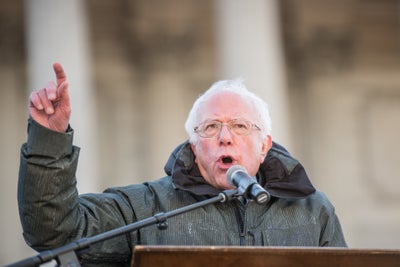 Bernie Sanders Joins 2020 Presidential Race