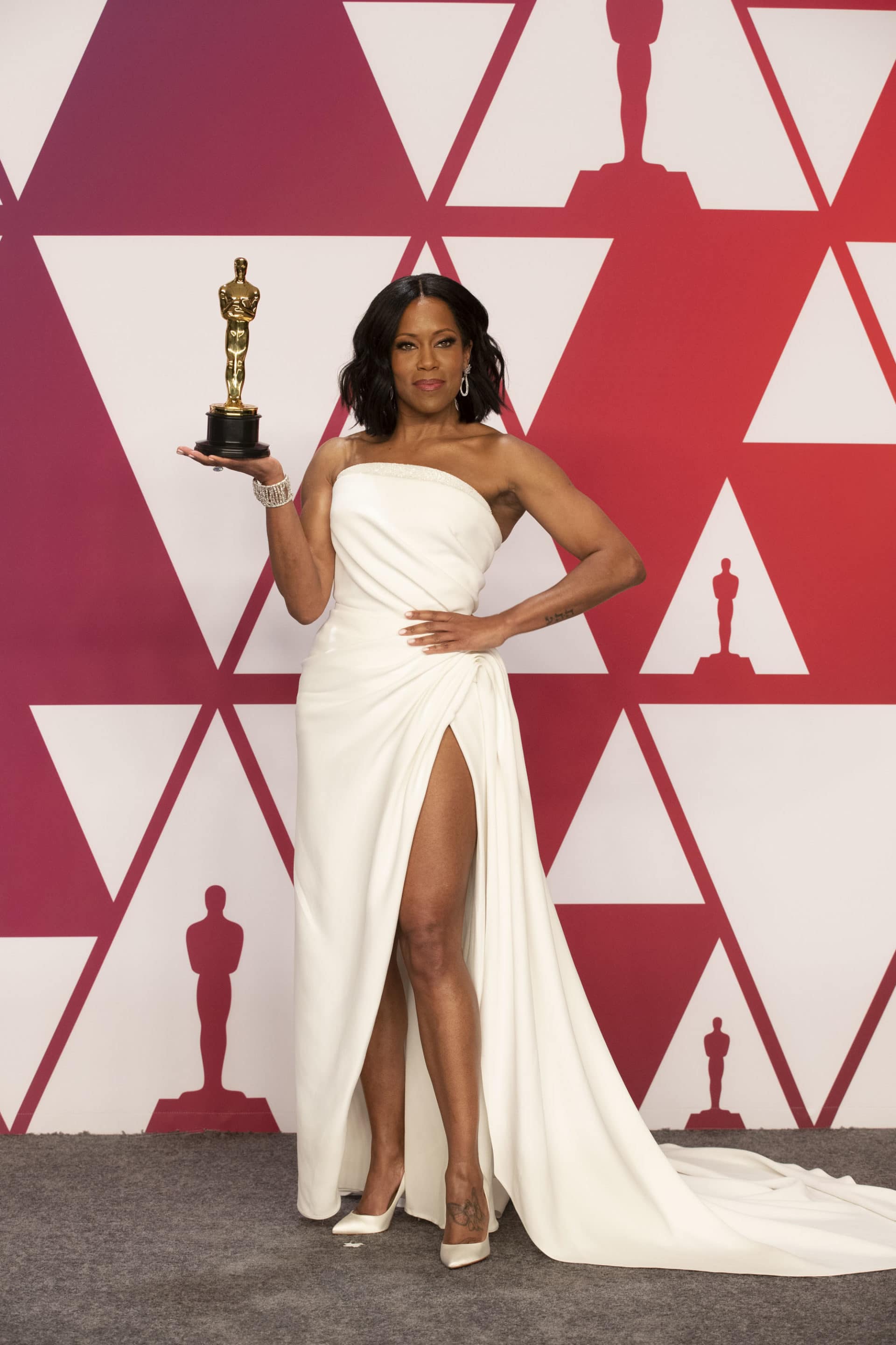 The Super Relatable Place Where Regina King Keeps Her Oscar And Why She’s Not Letting It Slow Her Down