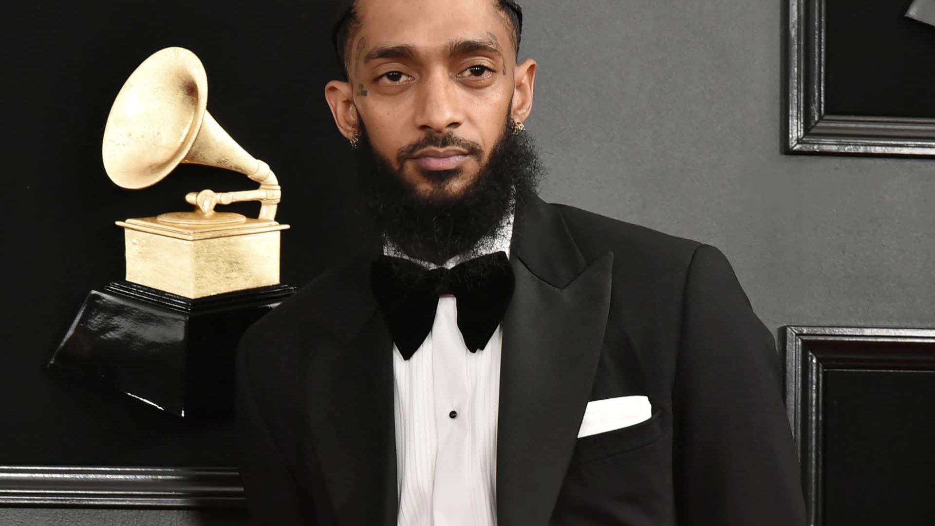 After Nipsey Hussle's Fatal Shooting, Police Are Looking For 'Black Male' Suspect ...