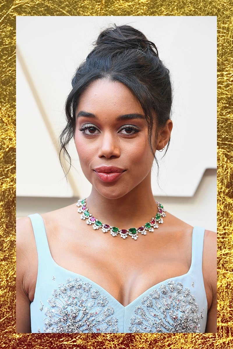 Laura Harrier Goes 'Green' For The Oscars 2019 Red Carpet ...
