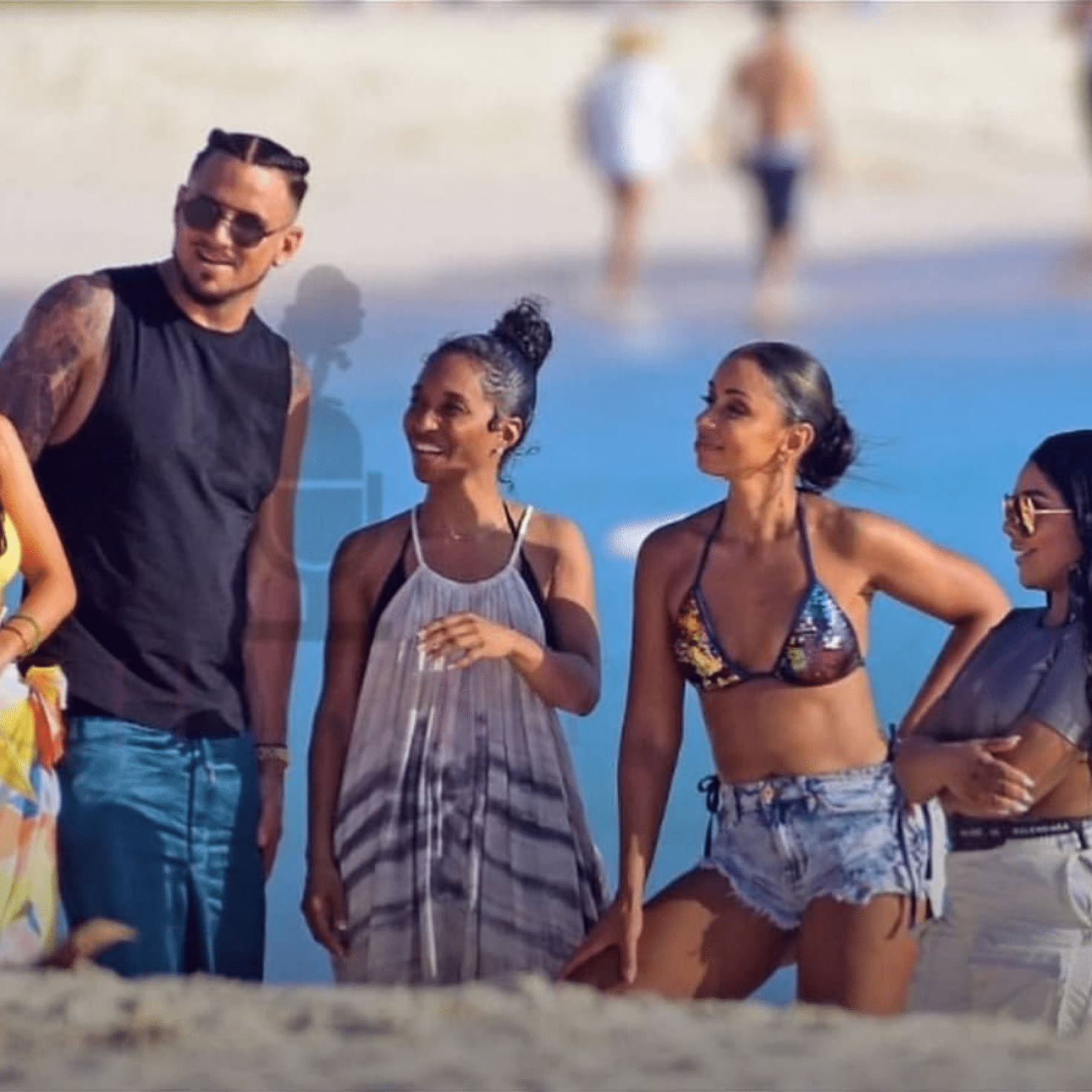 Lil Kim, Mya And Chilli Spotted In Barbados Filming New VH1 Project 'Girls Crew'