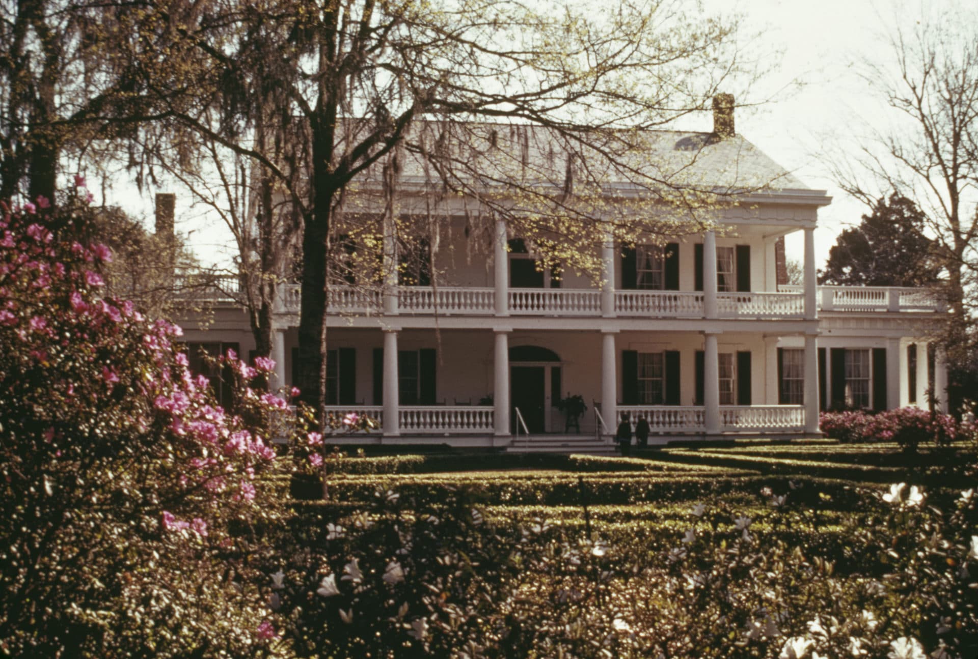 Louisiana Plantation Takes Down Exhibit Sign Which Said Enslaved Africans Were 'Happy'