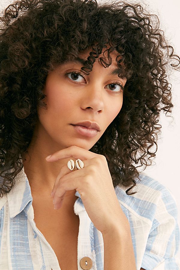 Sea Shells by the Seashore! Shop This Beachy Accessory Trend Today