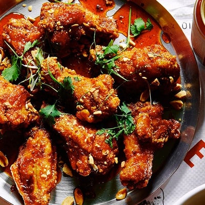 5 Slamming Chicken Wing Recipes to Try Tonight!
