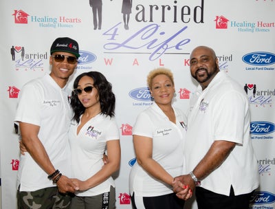 Shamari and Ronnie DeVoe Encourage Couples To Stay United During the Annual ‘Married 4 Life Walk’ In Atlanta