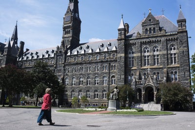 Georgetown University Students Vote In Favor Of Slavery Reparations Fund