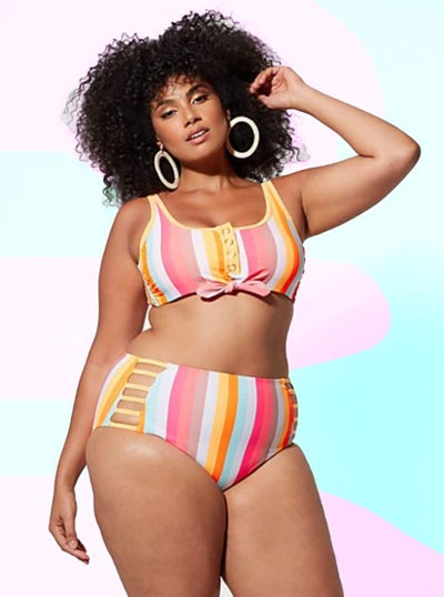 Oh Hey, Curvy Girl! These Scorching Hot Swimsuits Will Make You Schedule A Beach Trip Today