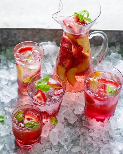 5 Refreshing Cocktails You Need At Your Next Girlfriends Brunch