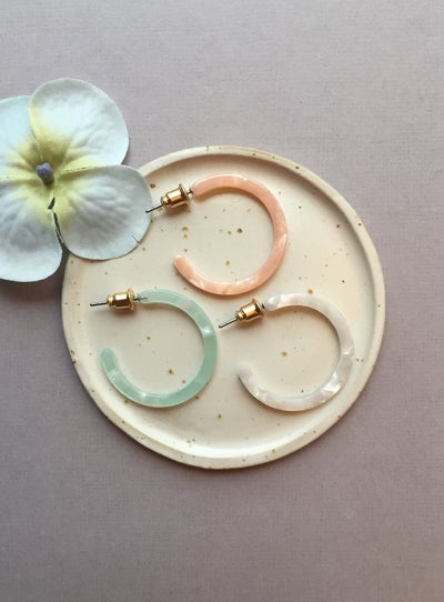 These Trendy Hoop Earrings Will Upgrade Your Look This Spring