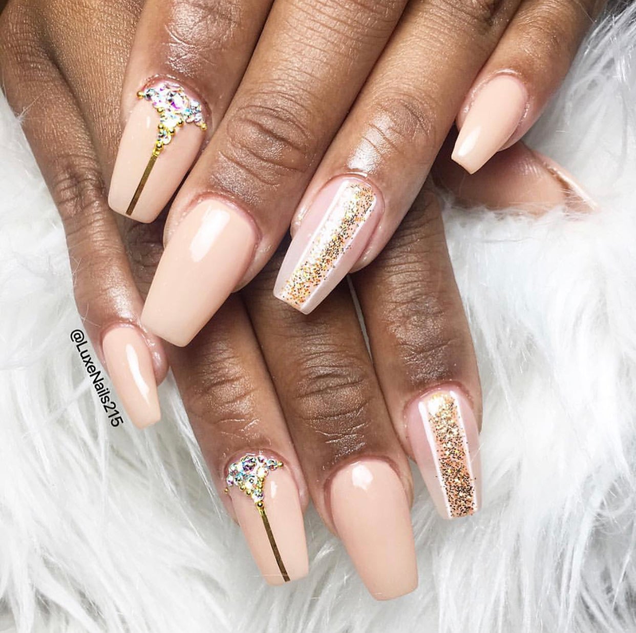 9 Pretty Manicures For Jumping The Broom