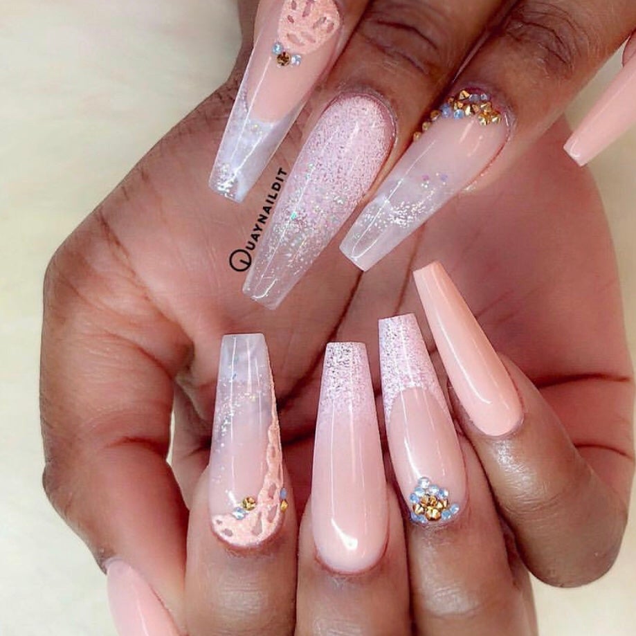 9 Pretty Manicures For Jumping The Broom