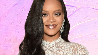 Rihanna’s Lavender Jade Nails Will Make You Want To Realign Your Chakras
