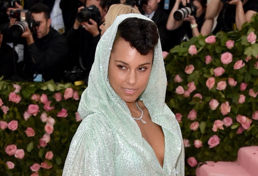 Here's Every Single Outfit Alicia Keys Wore While Hosting The Grammys